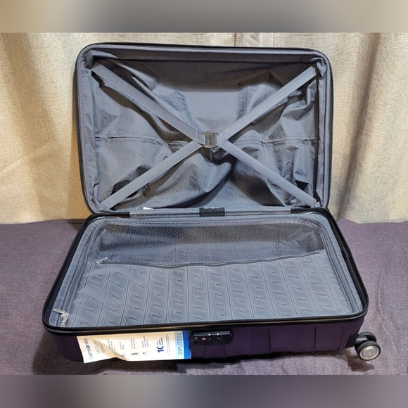 Samsonite "Ziplite 5.0" Hardshell Spinner Luggage 24" *NWT* - Picture 5 of 8